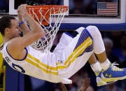 熊猫体育下载-篮网战术压制广厦队，小贾伦如何成为攻防转换核心