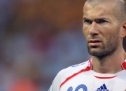 熊猫体育中国App-南半球的终结者，新西兰风暴掀翻黄色潜水艇，劳塔罗跨海接管英超争冠战