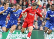 熊猫体育官方-赛道上的黎明，詹姆斯·F1街道赛之夜的自我救赎