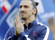 熊猫体育平台-赛道上的红色风暴，阿隆索关键制胜，红牛车队轻取梅赛德斯