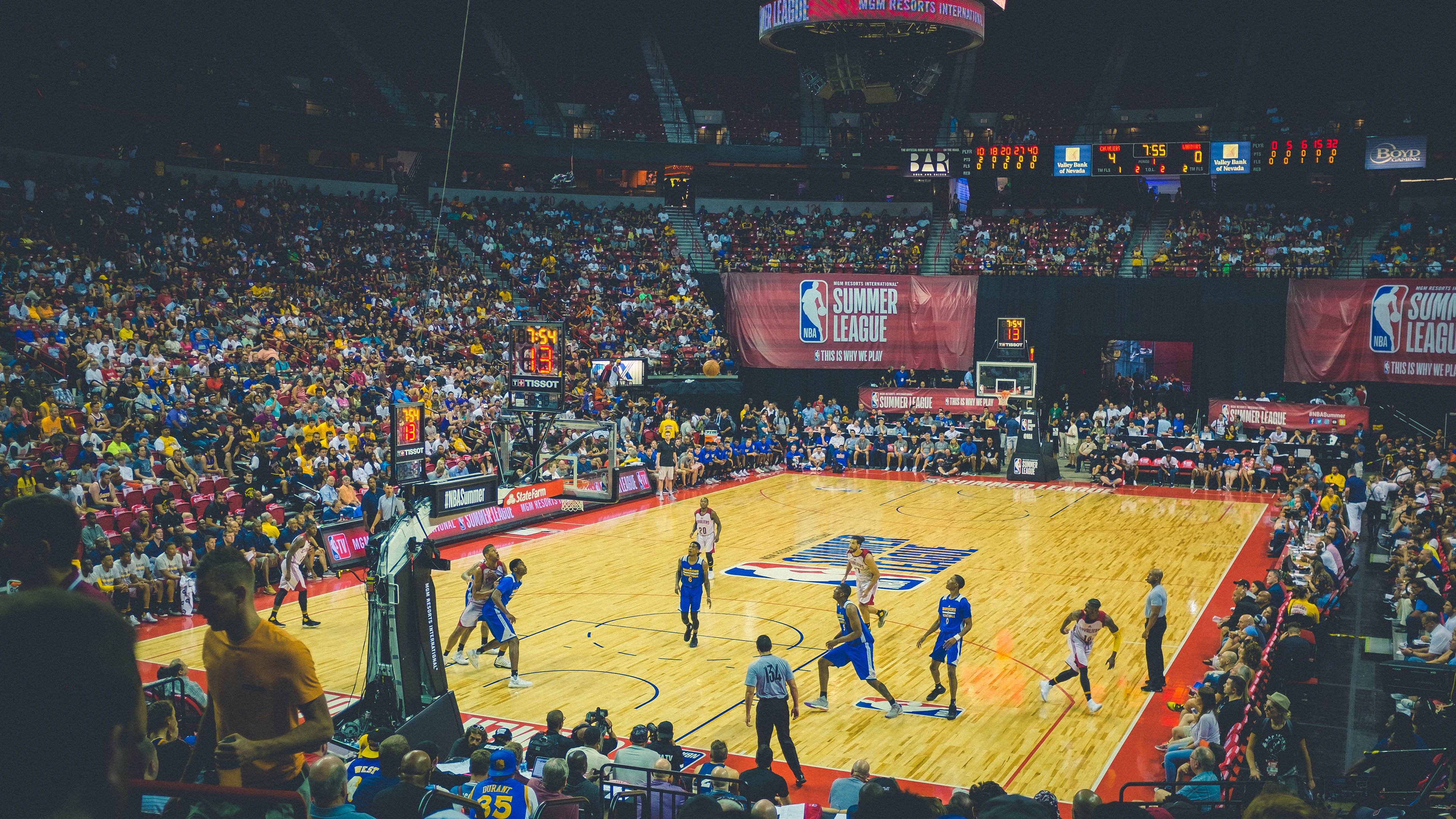 横扫与关键先生，北京队的胜利与詹姆斯的传奇时刻