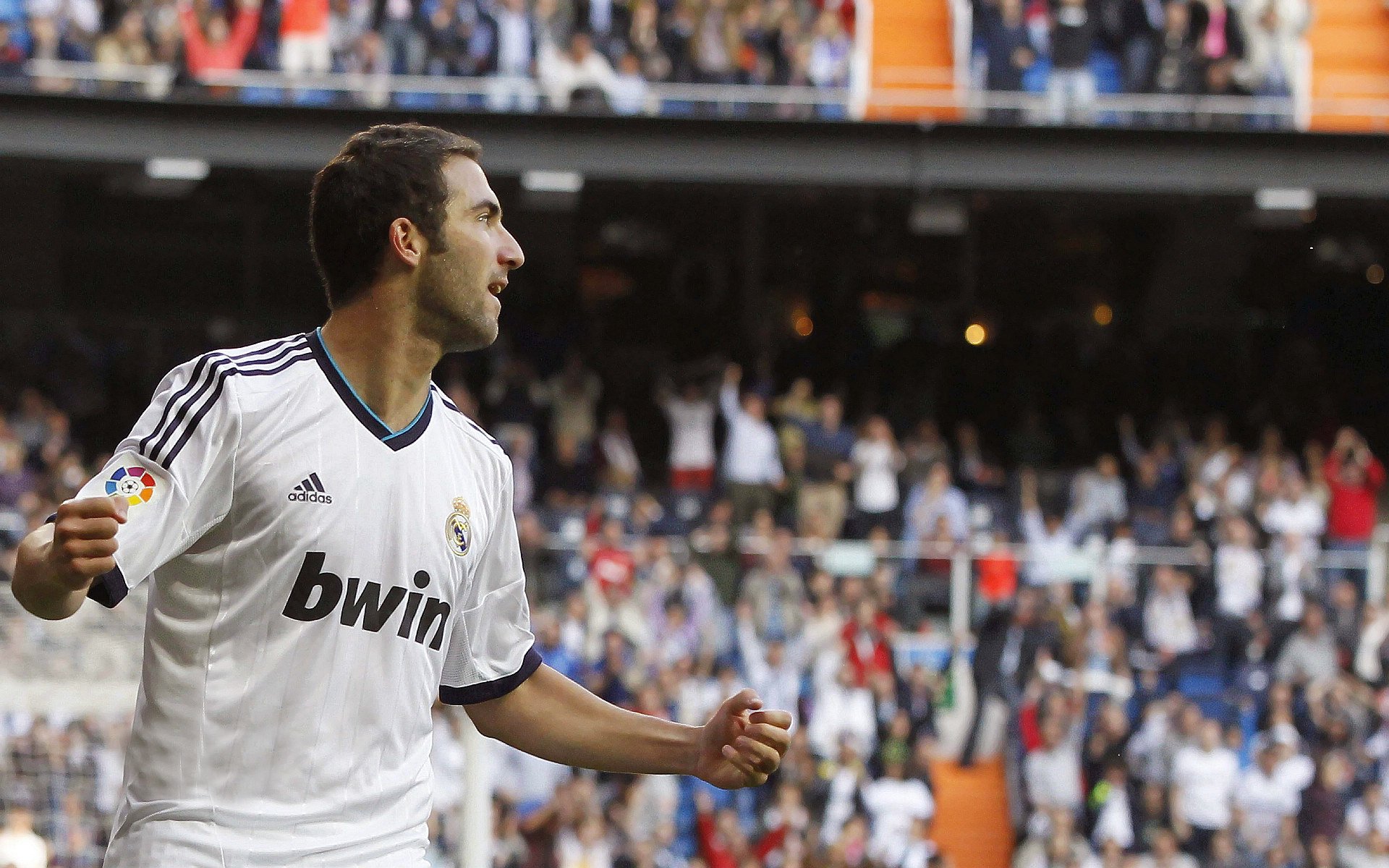 罗德里戈一锤定音，加拿大生死战擒伊拉克，改写世界杯征途命运