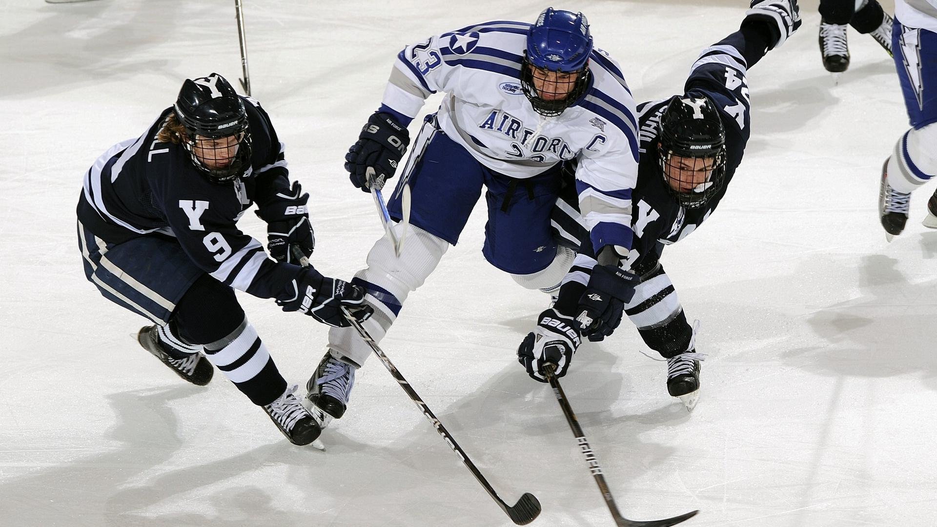 鹈鹕封锁黄蜂，小贾伦成为关键先生，一场防守艺术的胜利